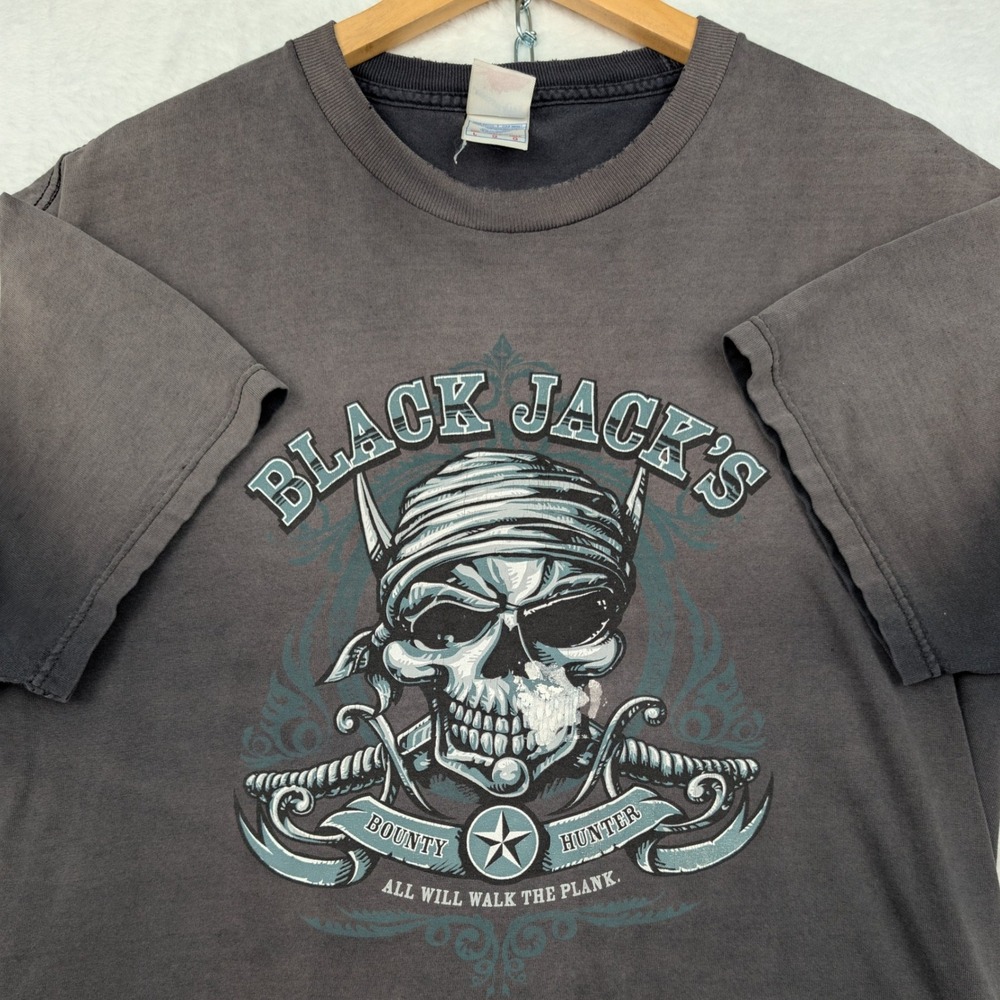 VTG Black Jack's T-Shirt Men's Large Black Faded Pirate Skull Bounty Hunter Y2K
